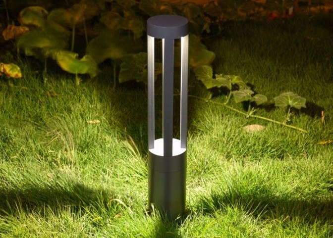 成都绿之艺园林：庭院花园设计，如何挑选太阳能庭院灯？