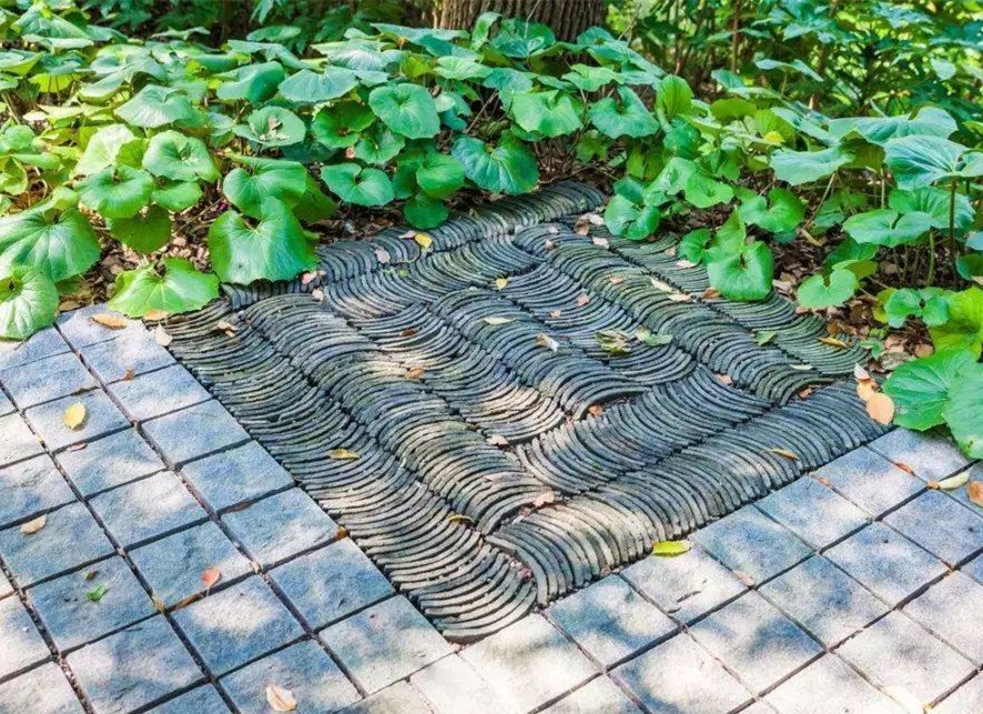 成都绿之艺园林：别墅花园石材铺装技巧有那些？